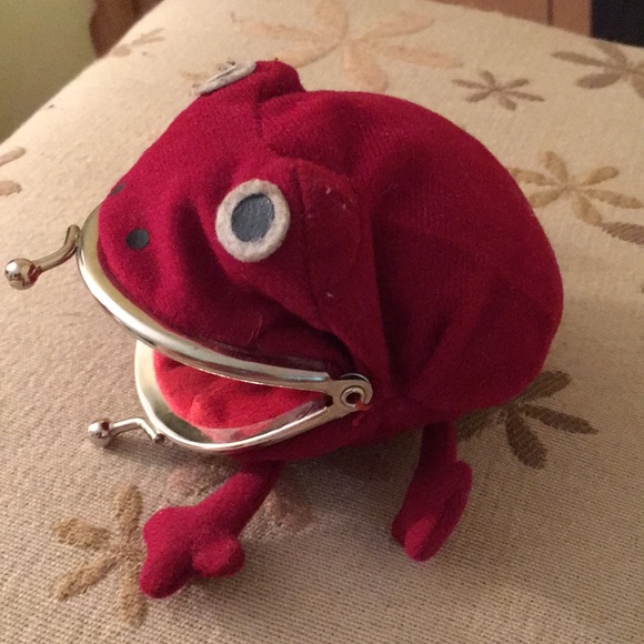 Japanese Frog Coin Purse - Picture 2 of 4